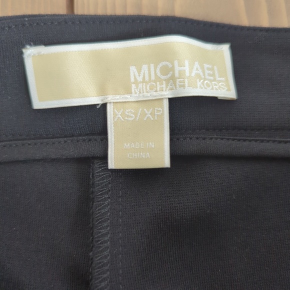 Michael Kors NWT Black Ruffle-Hem Capris Pants XS - Picture 2 of 11